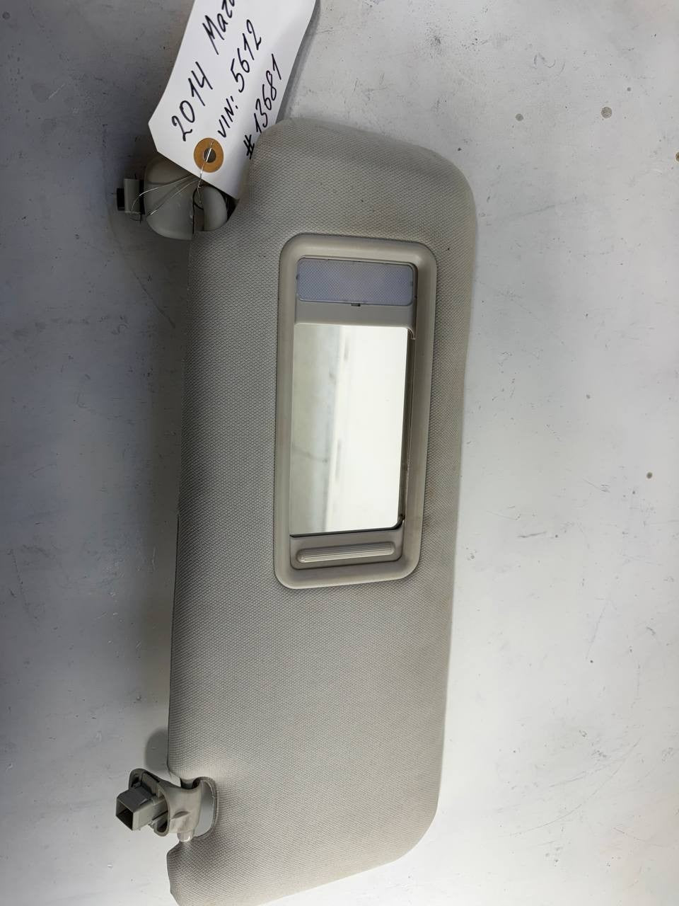 2014 Mazda CX-9 Passenger Right Sun Visor RH OEM Used