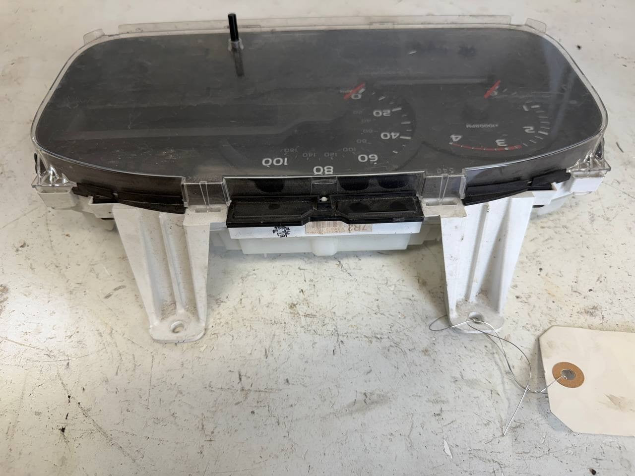 2019 Hino 155 Instrument Cluster Speedometer 8380037R20 OEM Used