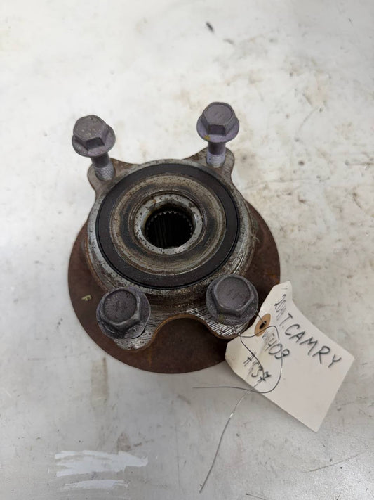 2019 Toyota Camry Front Wheel Hub Assembly OEM Used