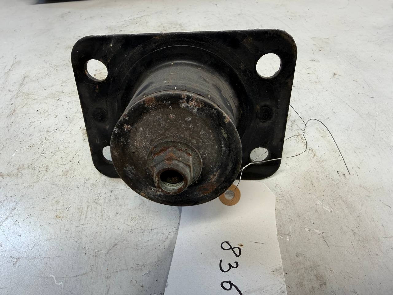 Hino Truck Cab Mount Rubber Bushing with Hook Bracket OEM Used