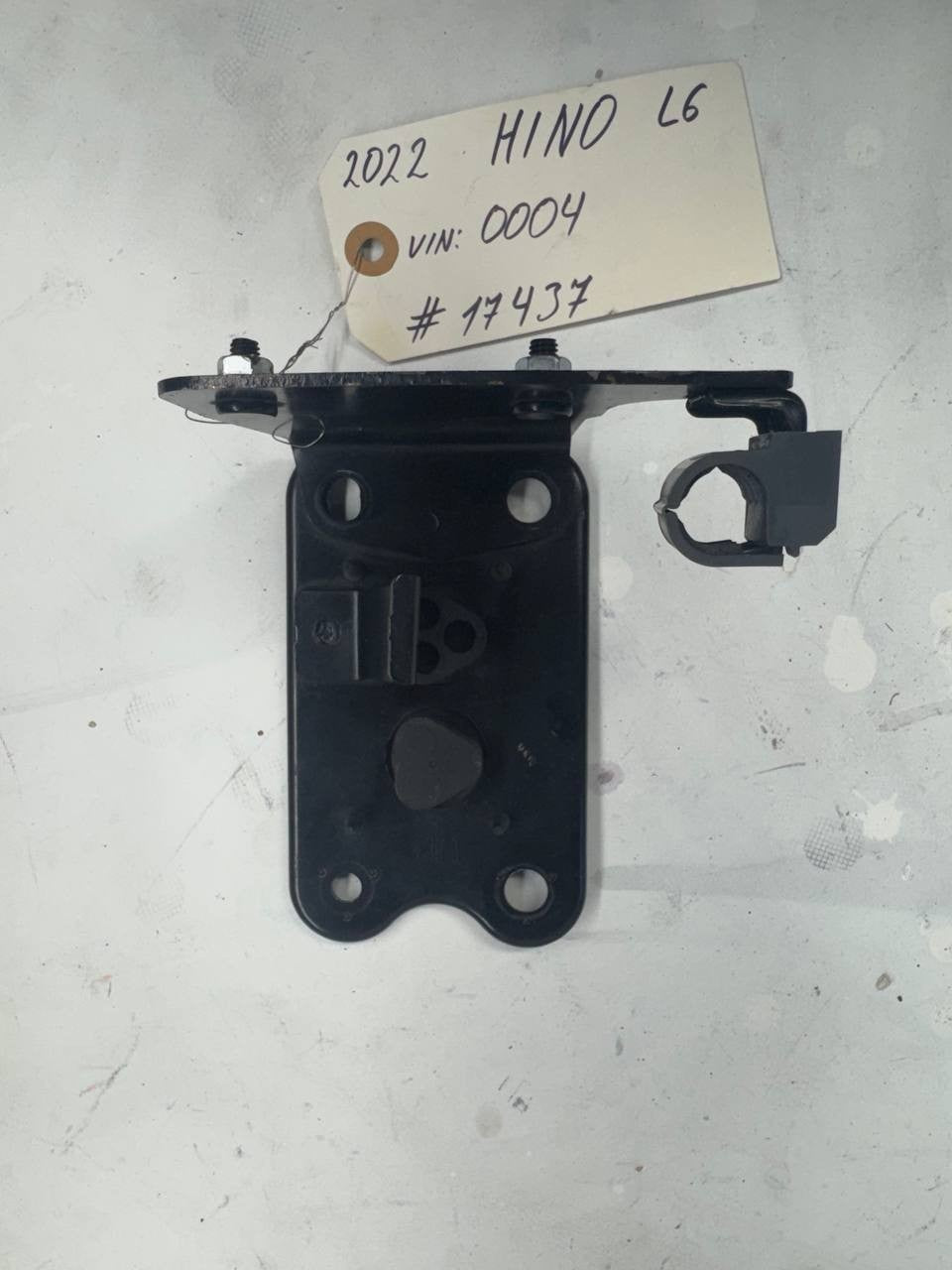 2022 Hino L6 Brake Air Line Mount Bracket Between Cab & Engine Compartment Used