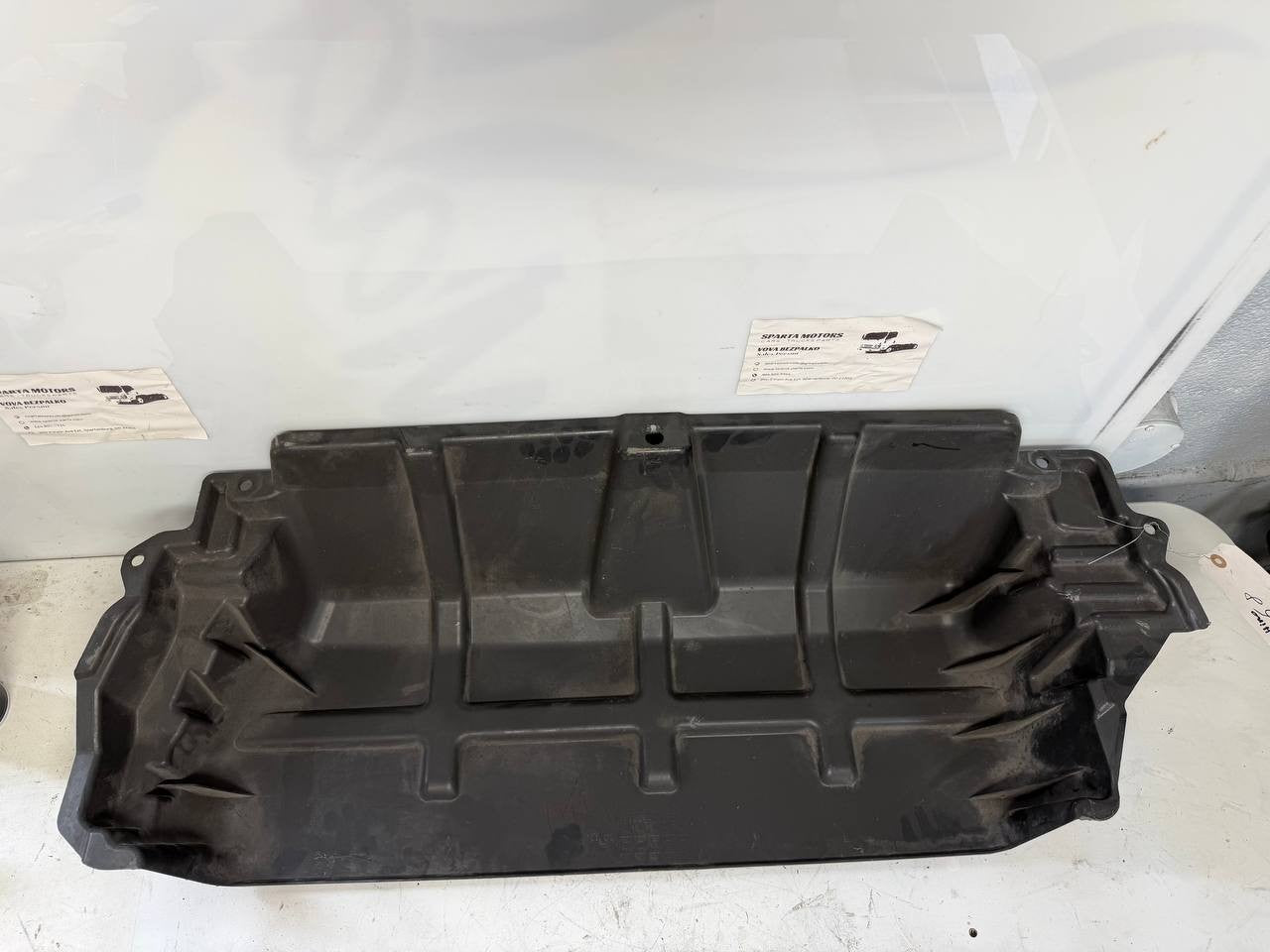 Hino 155 Engine Cover Top Engine Cover OEM Used