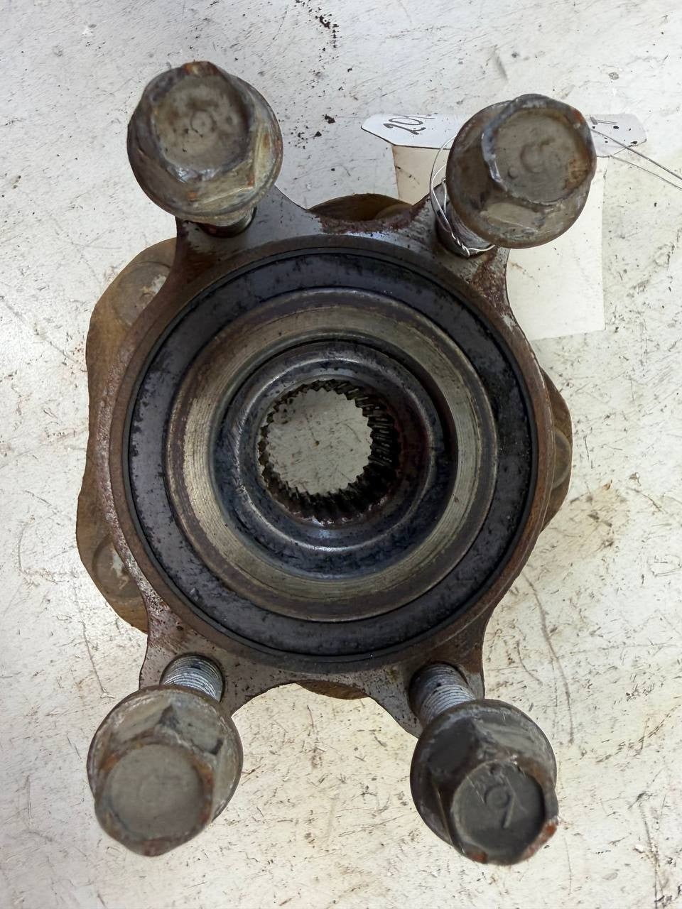 2019 Nissan Roque Front Left Wheel Hub Bearing Assembly OEM Used