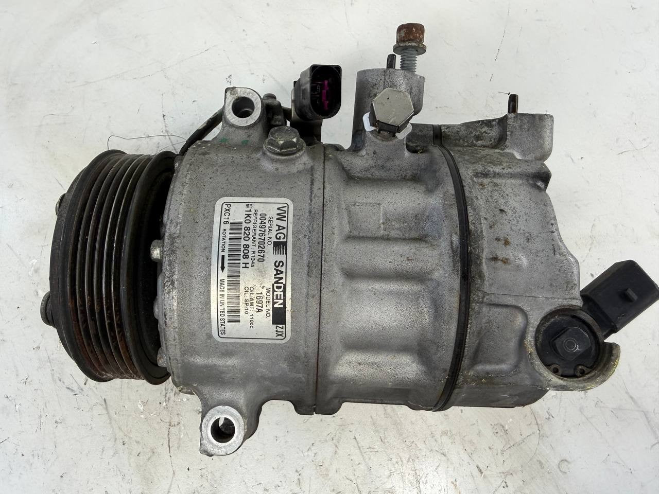 2016 Volkswagen Passat A/C Air Conditioning Compressor P1KO820808H OEM Used