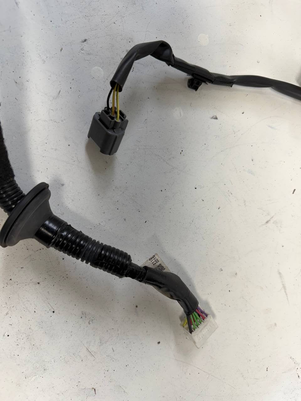2022 Hino L6 Left Door Wiring Harness LH OEM Used