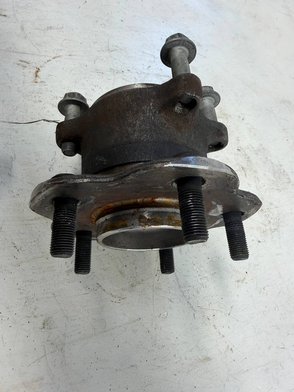 2017 Nissan Murano Rear Right Wheel Hub Bearing Assembly OEM Used
