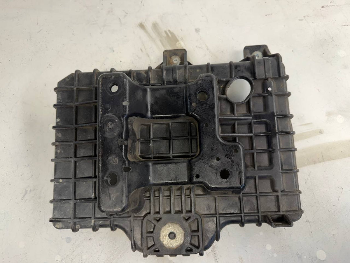 2014-2016 Kia Cadenza Battery Tray 37150-3R100 OEM Used