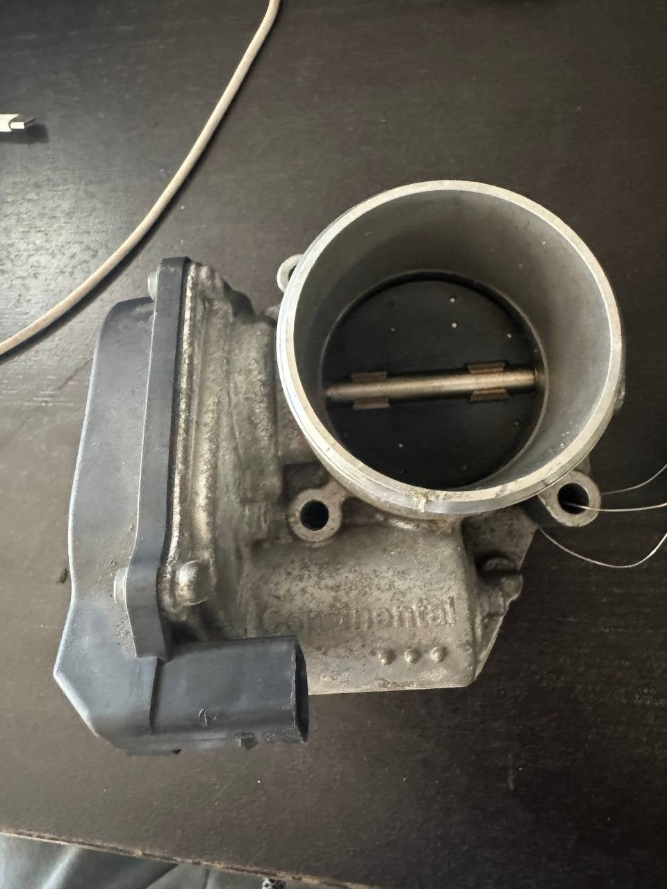 2016 Volkswagen Passat Throttle Body Assembly 06F133062T OEM Used