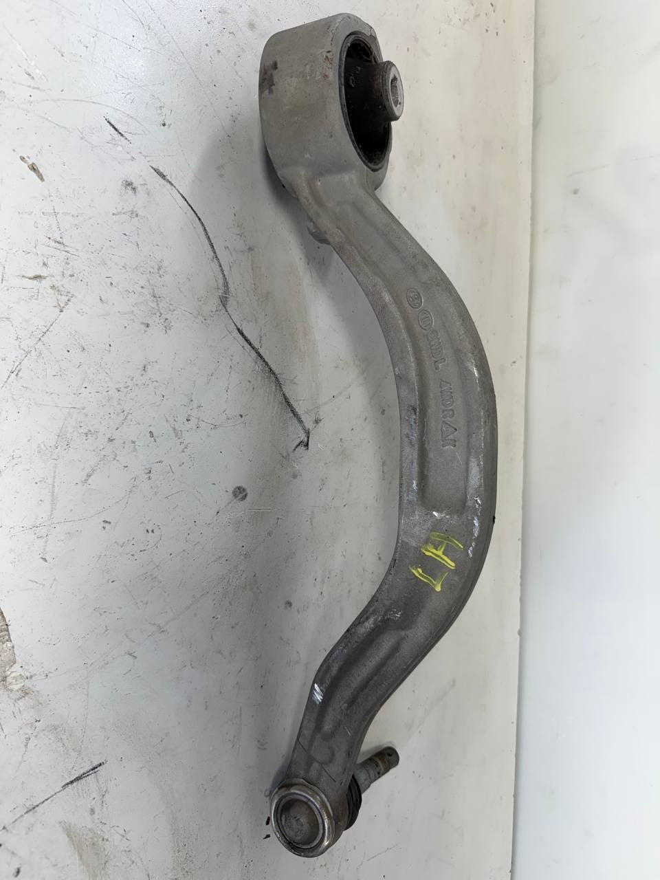 2019 Kia Stinger Rear Upper Left Suspension Control Arm 4H0505361E OEM Used