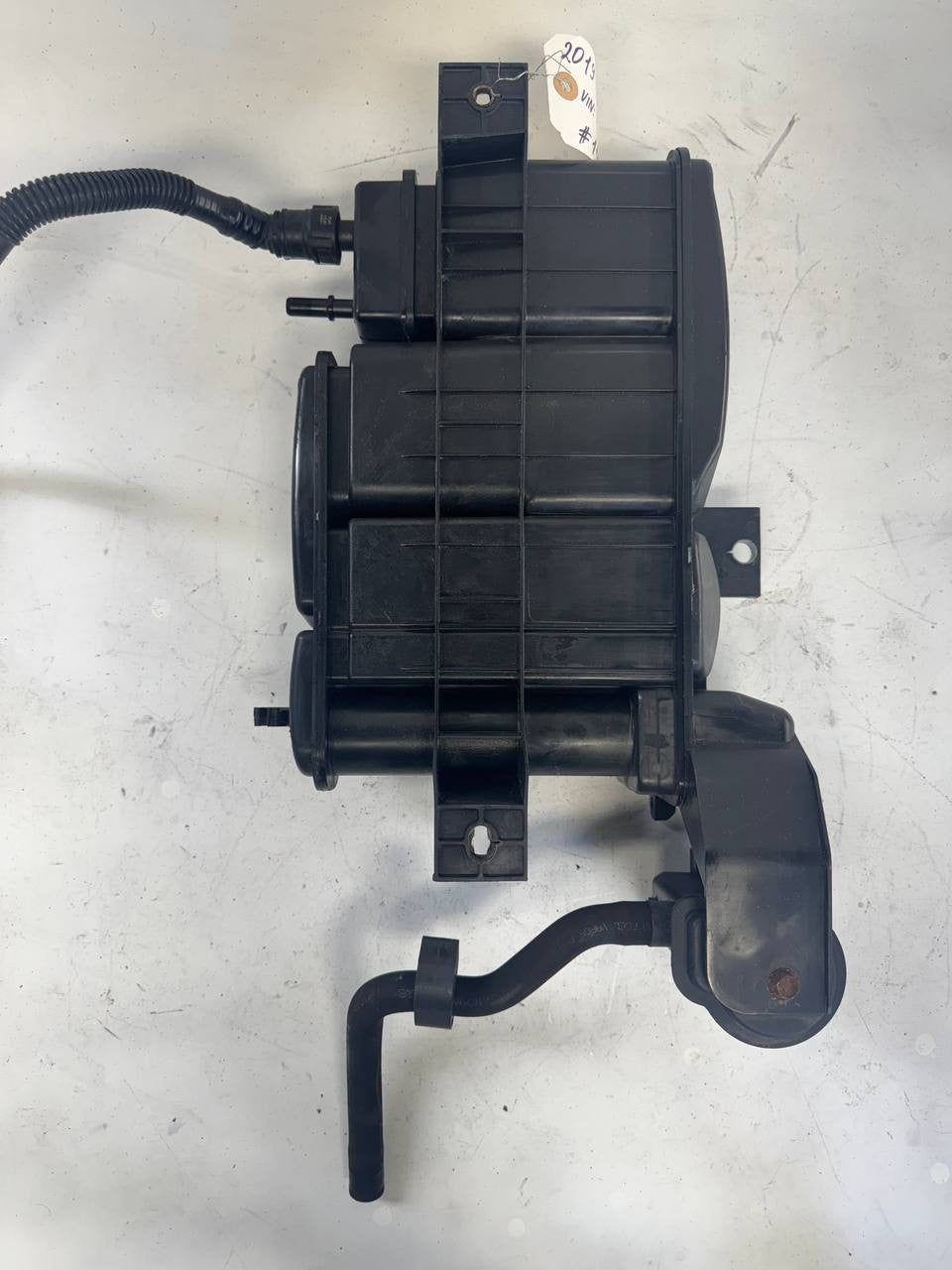 2019 KIA FORTE Charcoal Canister EVAP Vapor Canister 31400 - F3500 OEM Used