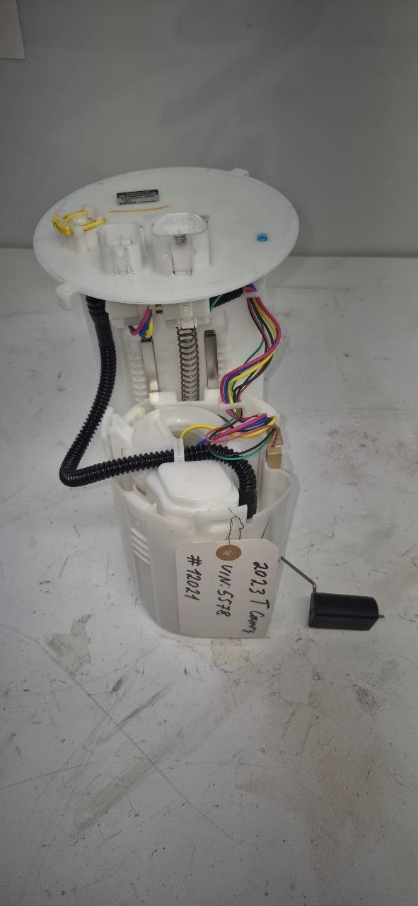 Fuel Pump Assy 16 Gallon Tank 77020-06520 Toyota Camry 2.5L