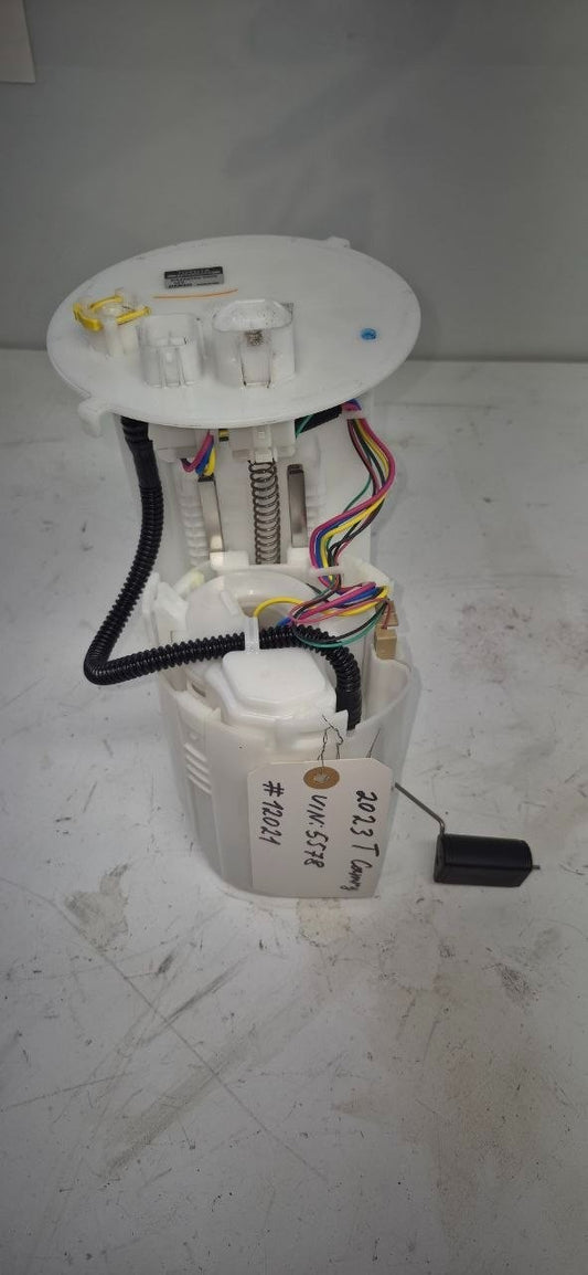 Fuel Pump Assy 16 Gallon Tank 77020-06520 Toyota Camry 2.5L