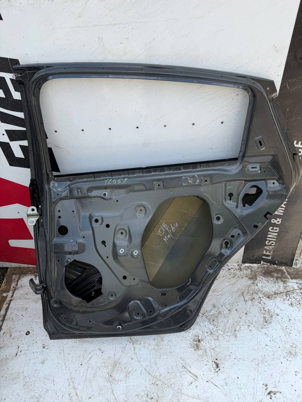 2016 - 2024 CHEVROLET MALIBU Grey RIGHT PASSENGER SIDE DOOR SHELL PANEL OEM