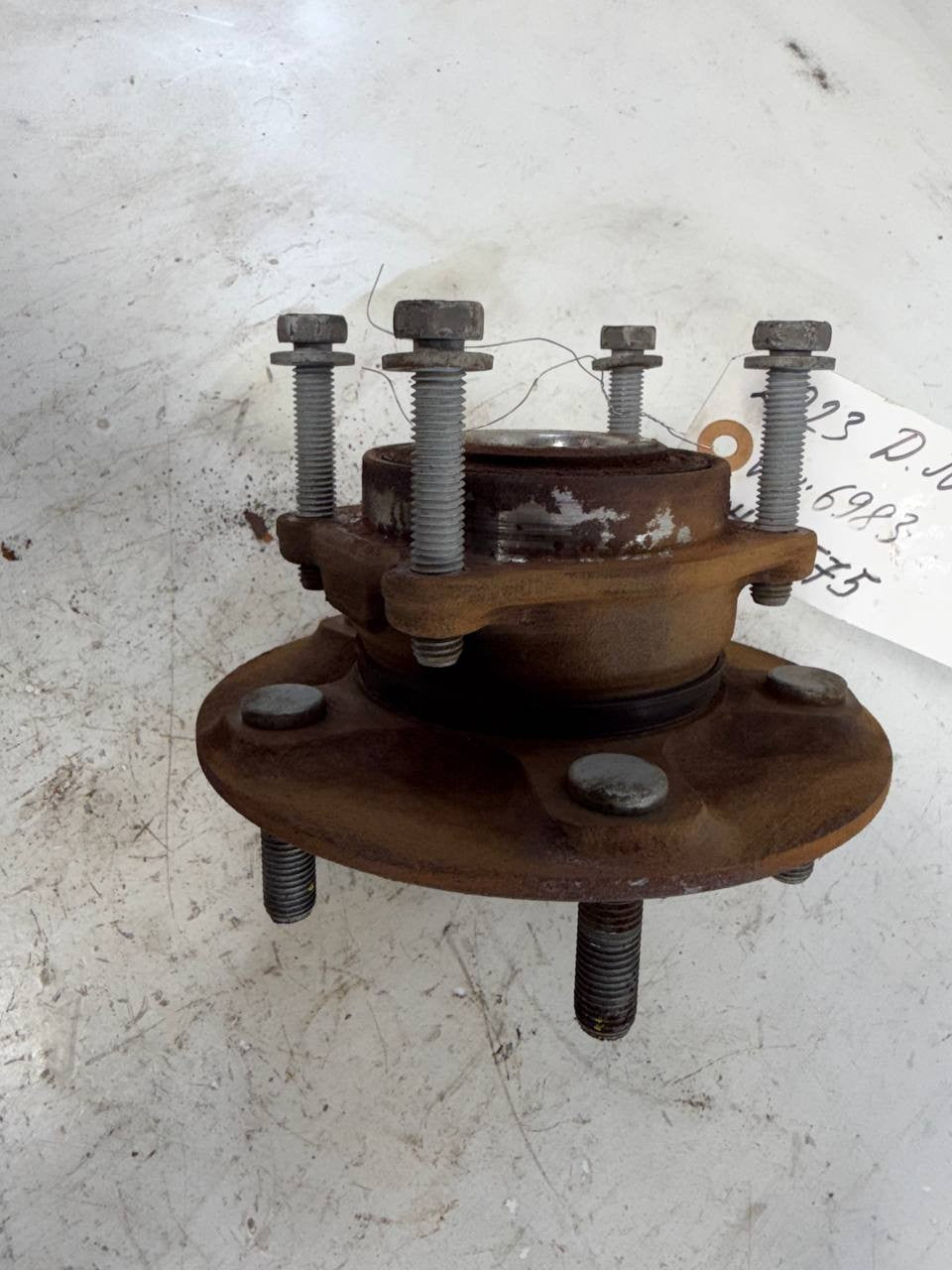 2023 Dodge Journey Wheel Hub Bearing Assembly OEM Used