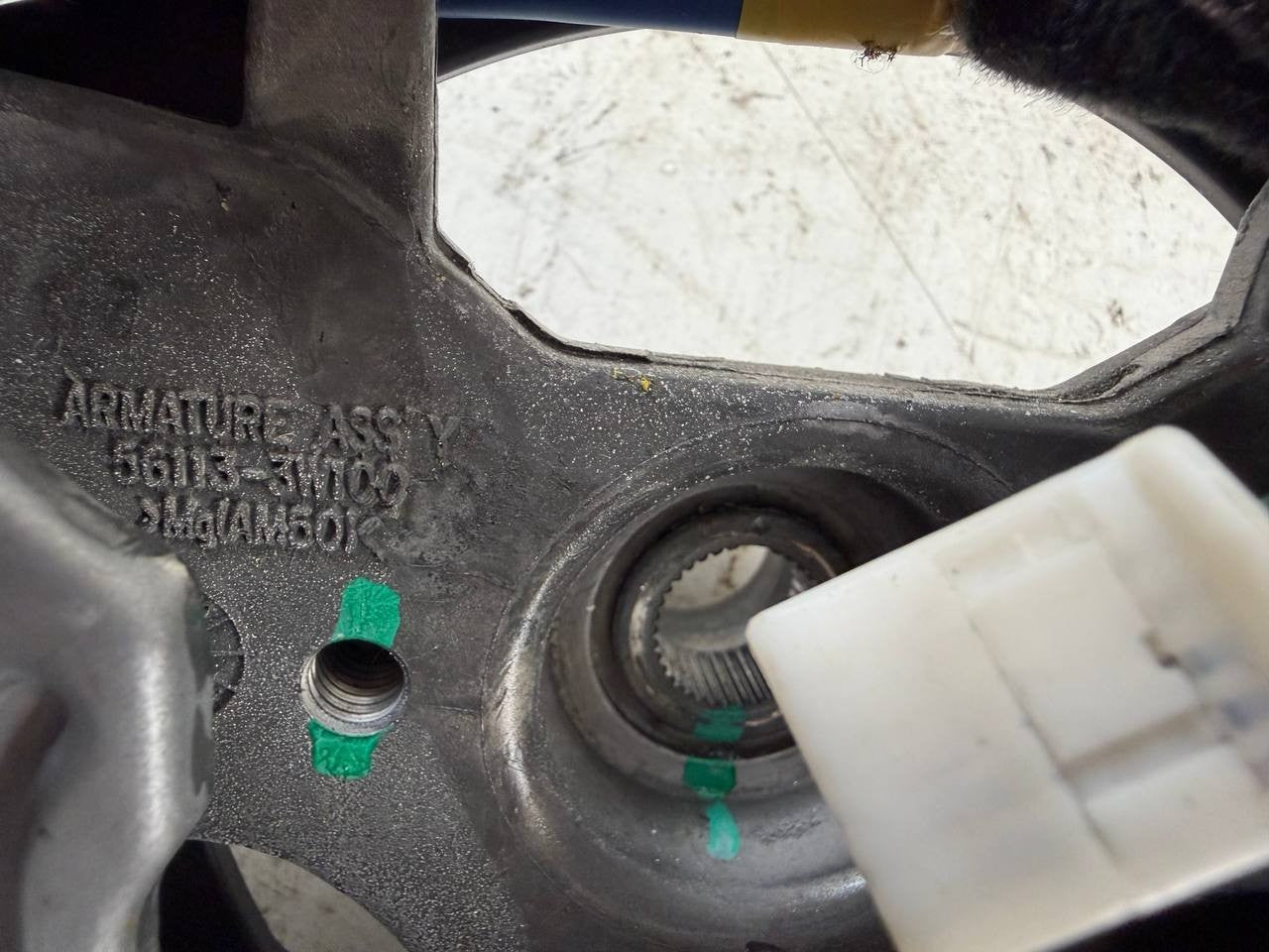 2011 - 2018 Kia Sportage Steering Wheel Assembly 561133W100 OEM Used