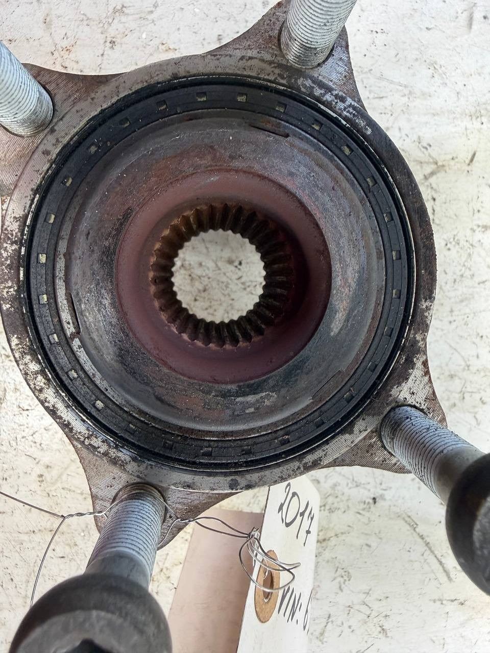 2017 Hyundai Sonata Front Right Wheel Hub Bearing Assembly OEM Used