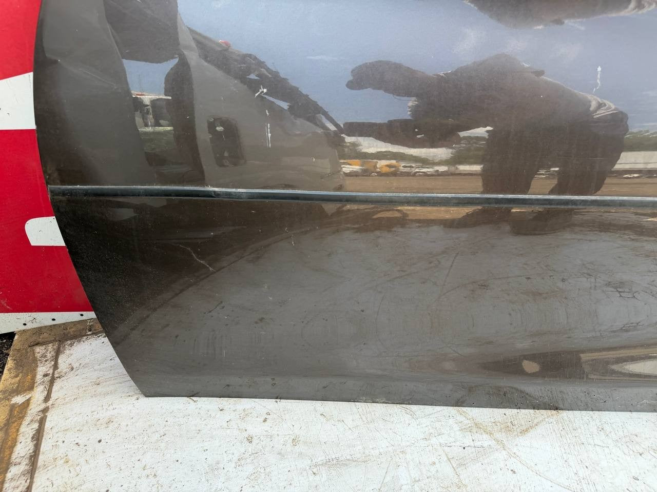 2017-2019 Infinity QX30 LH Driver Front Door Shell  Brown color Scratch OEM