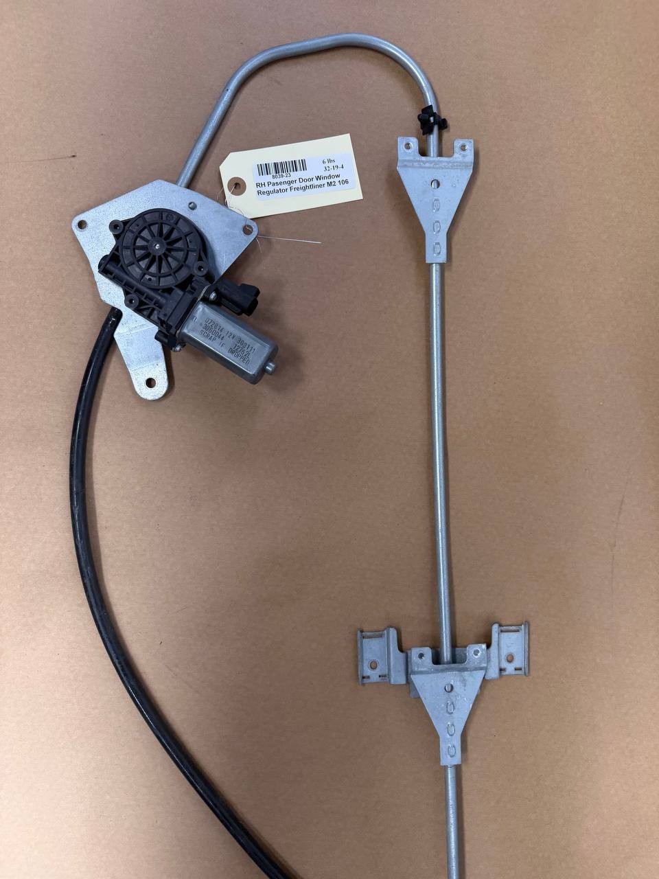 Freightliner M2 106 RH Passenger Door Window Regulator OEM