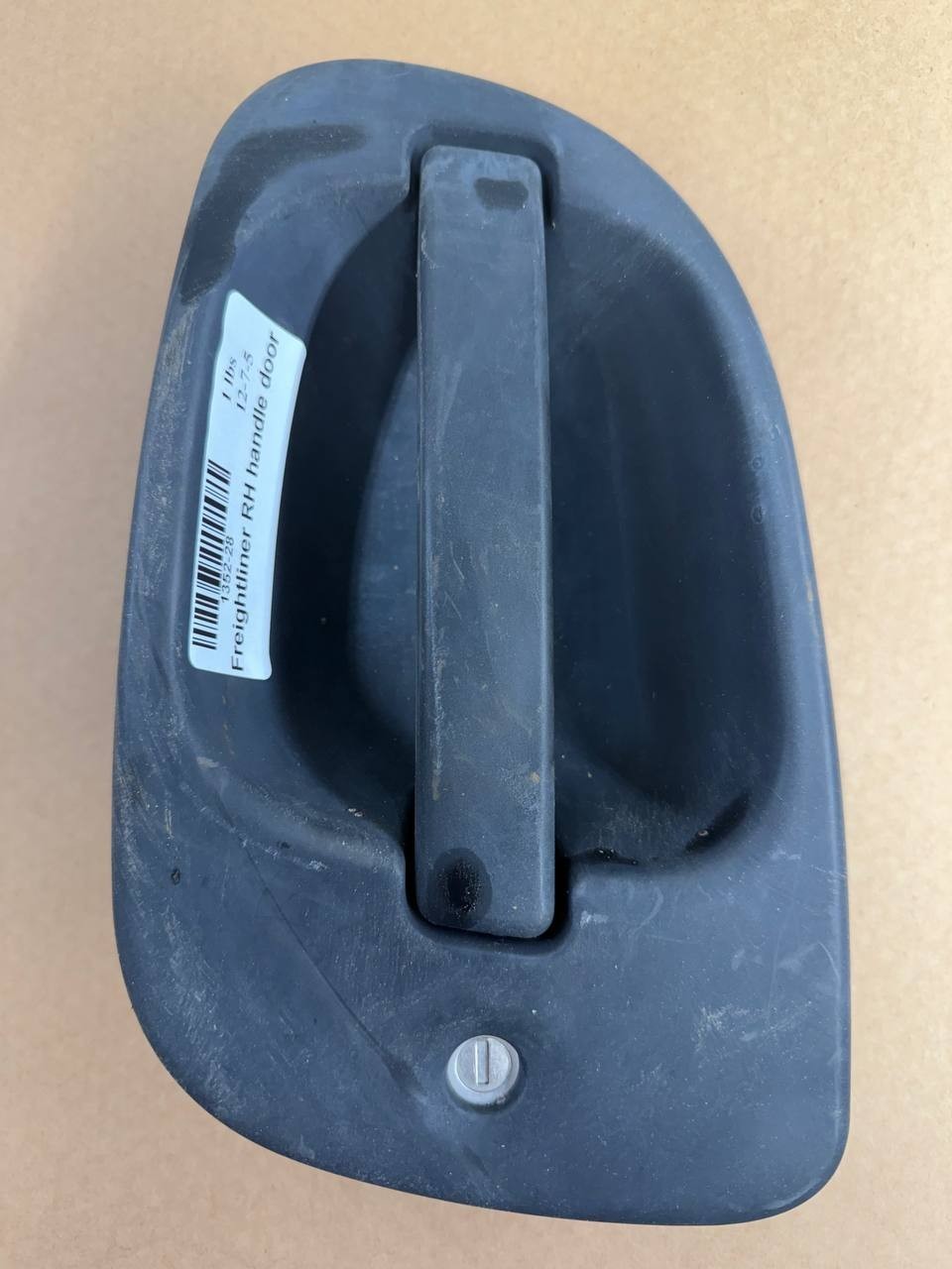 Freightliner RH Passenger Side Door Handle OEM