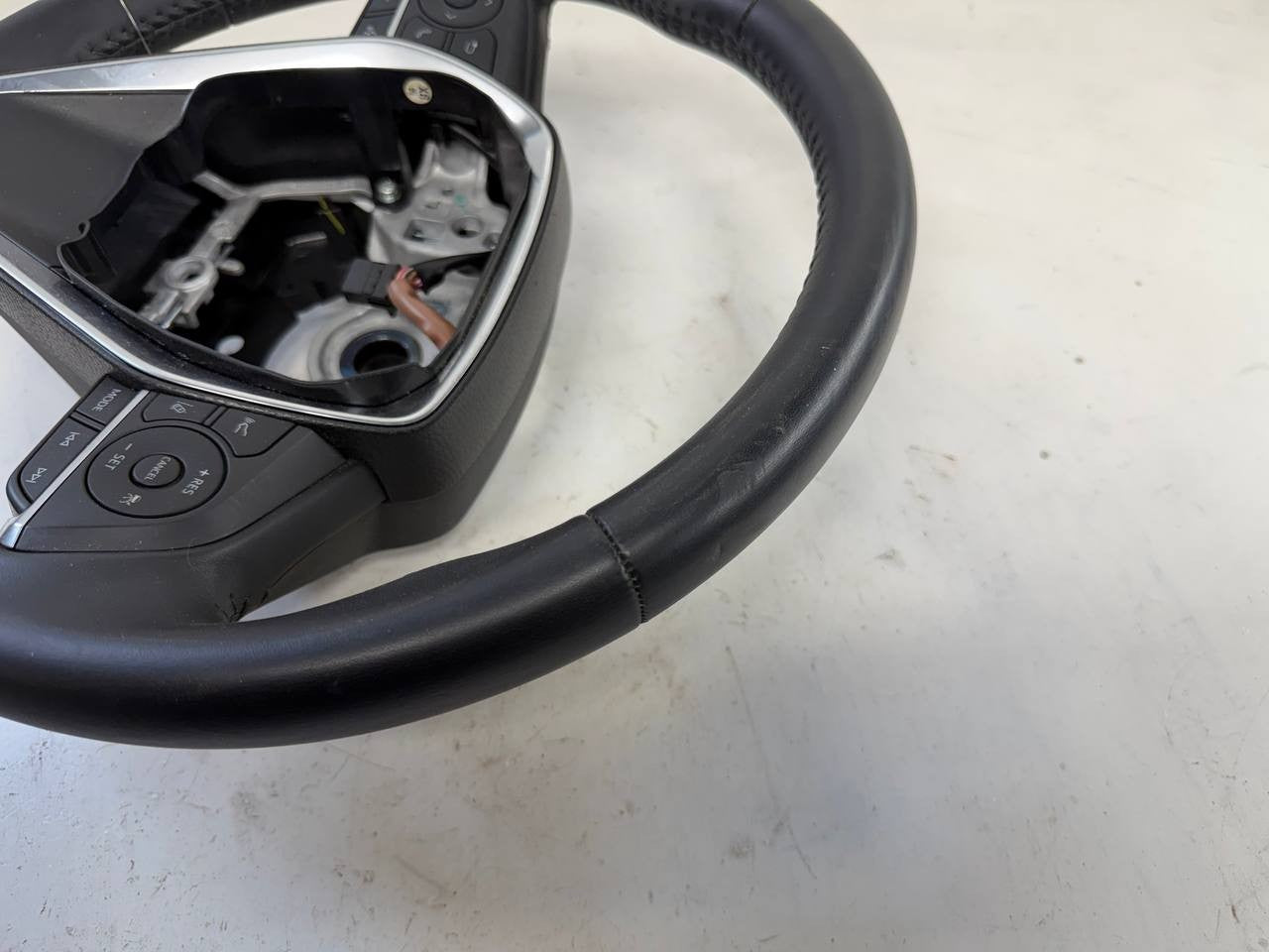 2019 Toyota Camry Steering Wheel Assembly OEM Used