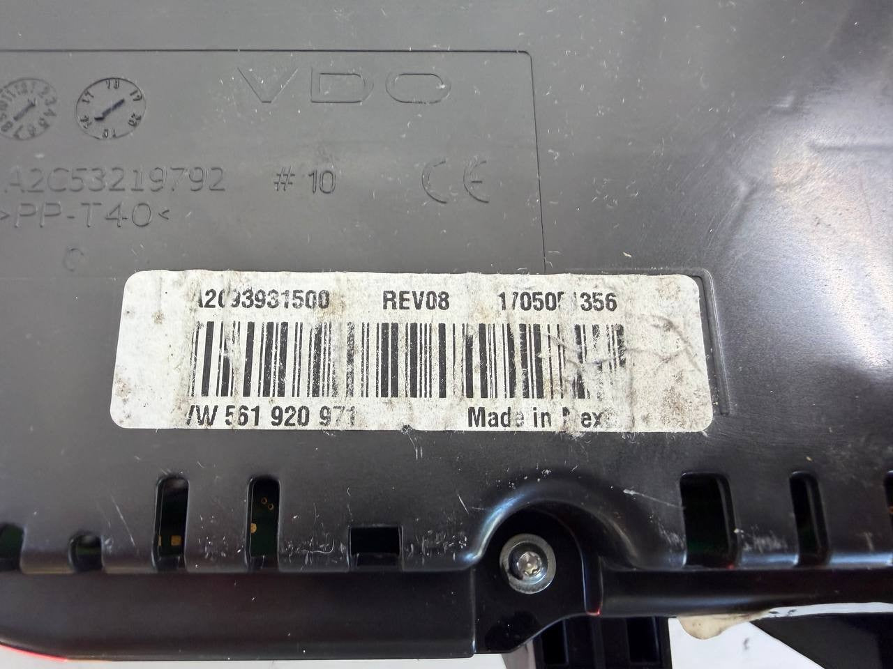 2016 Volkswagen Passat Instrument Cluster Speedometer A2C94100500 OEM