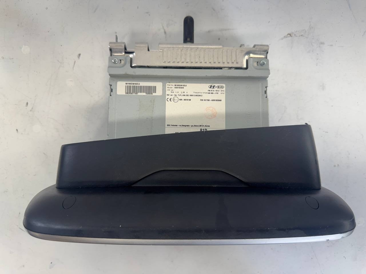 2020 Hyundai Tucson Navigation Radio Display 96160D3810ZL5 OEM Used
