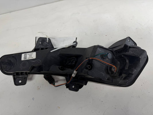 2019 Chevy Malibu OEM Passenger Right Bumper Light ID 84843550 Fits 2019-2024