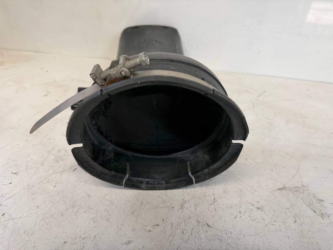 Isuzu NPR NQR NRR 6.0L Gas Air Intake Inlet Duct Air Cleaner Snorkel 898011751