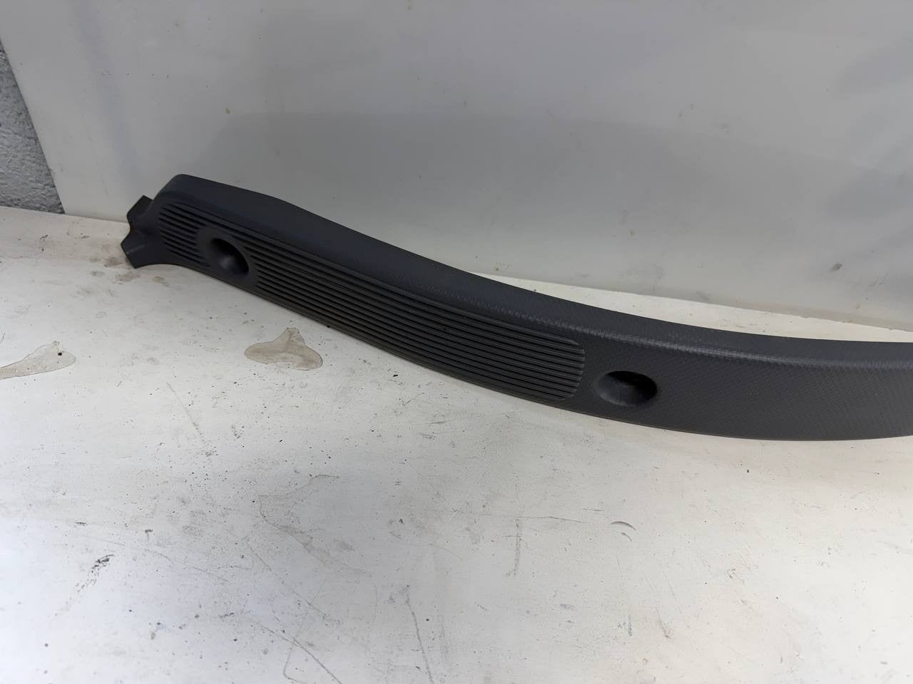 Isuzu NPR NQR Right Driver Side Door Sill Trim Step Cover Plastic RH