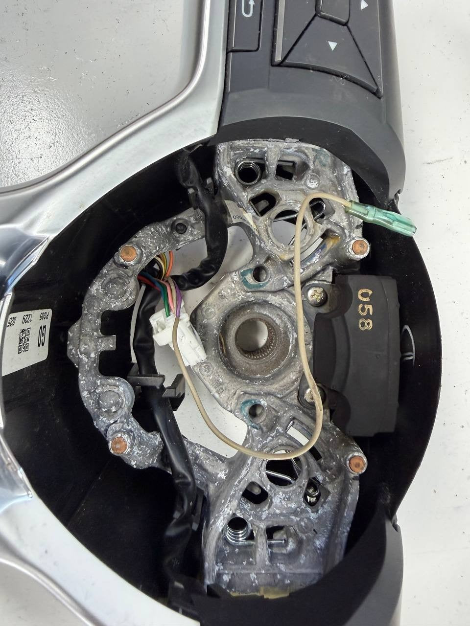 Nissan Rogue 2019 Steering Wheel Assembly 48430-9TG0A OEM Used