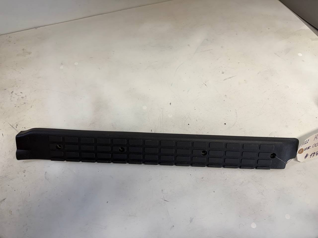 2022 Hino L6 Right Door Sill Scuff Plate Trim 67913E0030 OEM Used