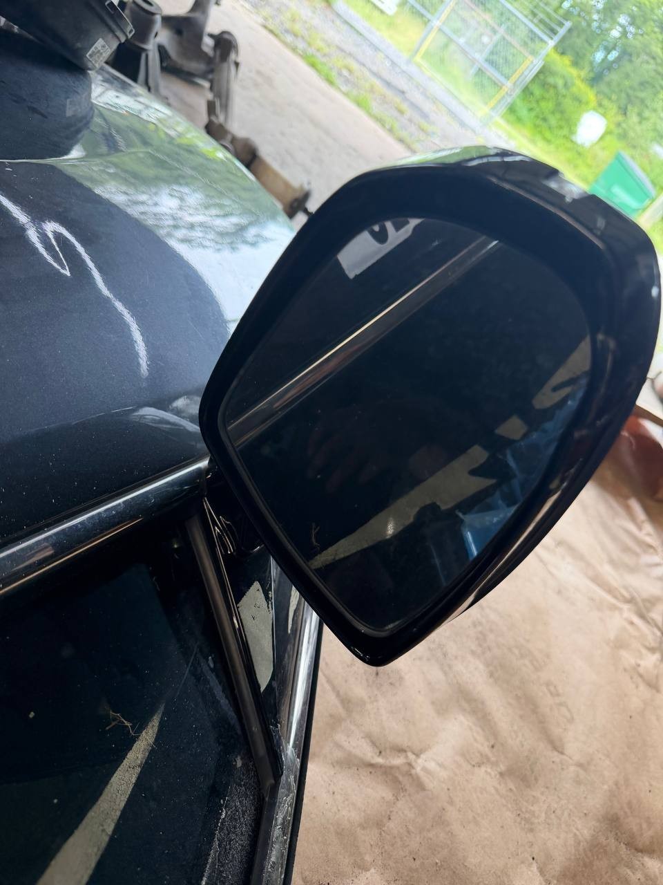 2015 Kia Cadenza Left Side Mirror RH Power Door Mirror OEM Used