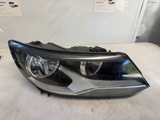 2015 VW Tiguan Right Headlight Headlamp Assembly 5N0941006B OEM Used