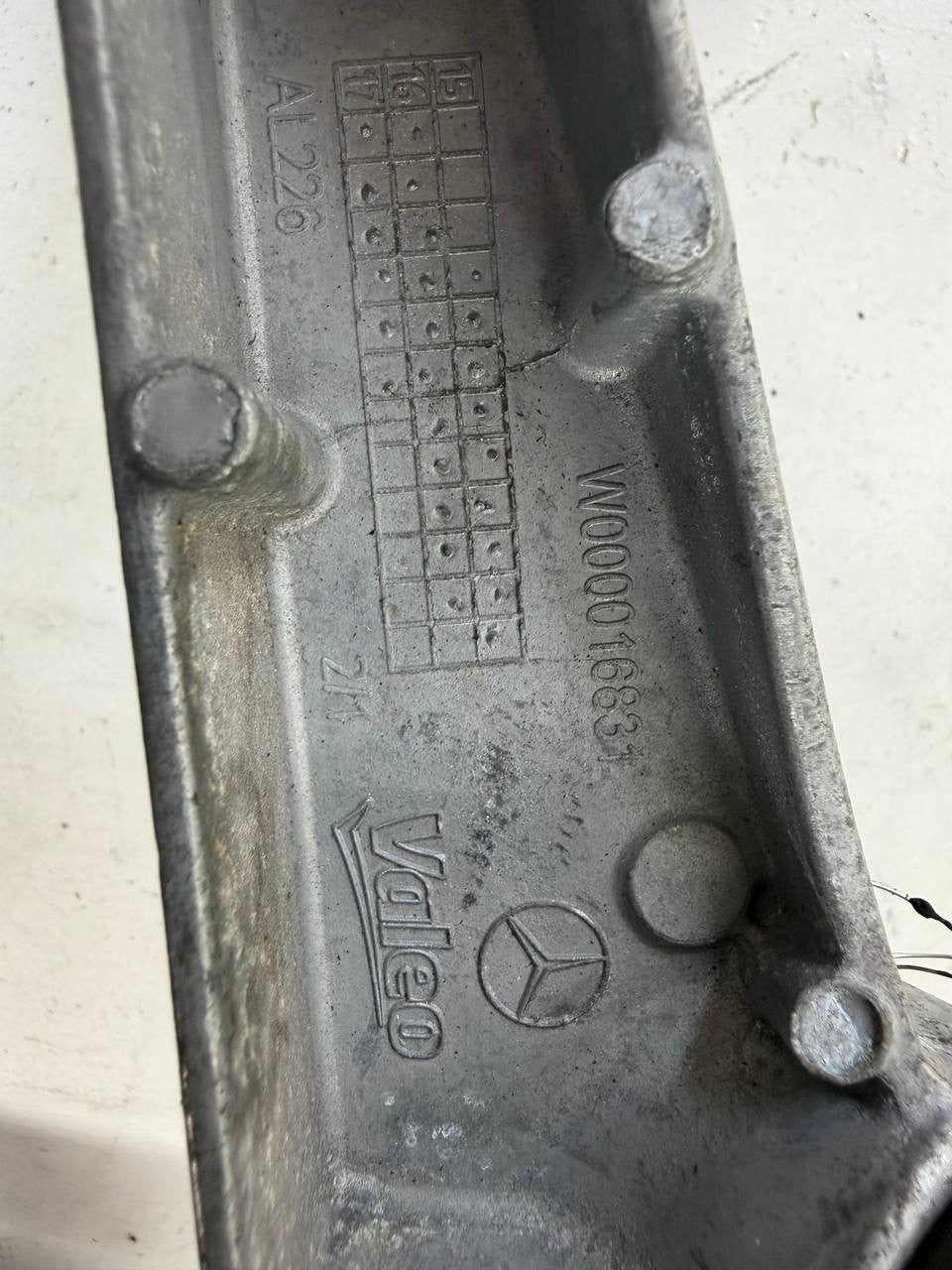2018 Infinity QX-30 Windshield Wiper Linkage W000016831 OEM Used