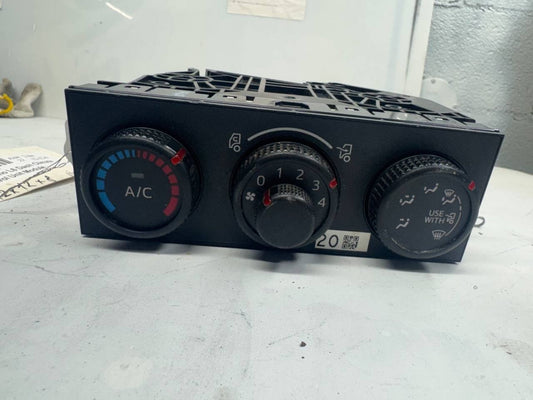 2022 Hino L6 Dash Climate Control Unit HVAC Module OEM Used
