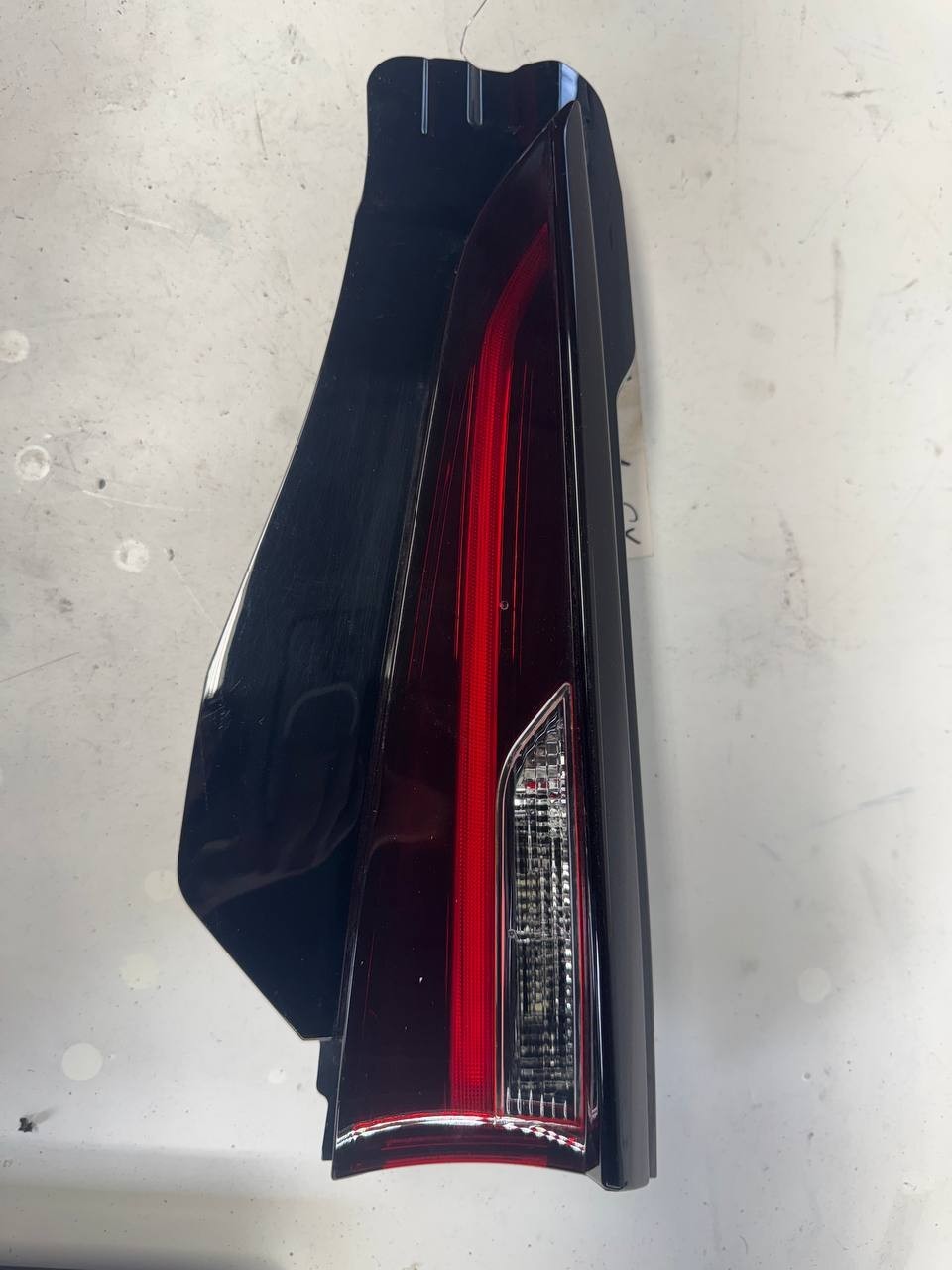 2023 Mazda CX-30 Right Rear Tail Light Lamp RDM924-54 OEM Used