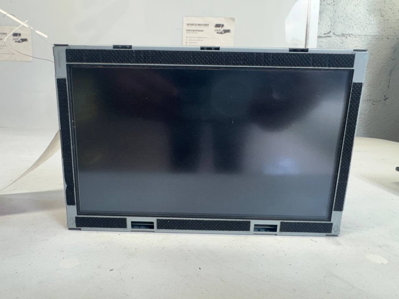 2017 KIA CADENZA Navigation Radio Display 96525- F6100 OEM Used