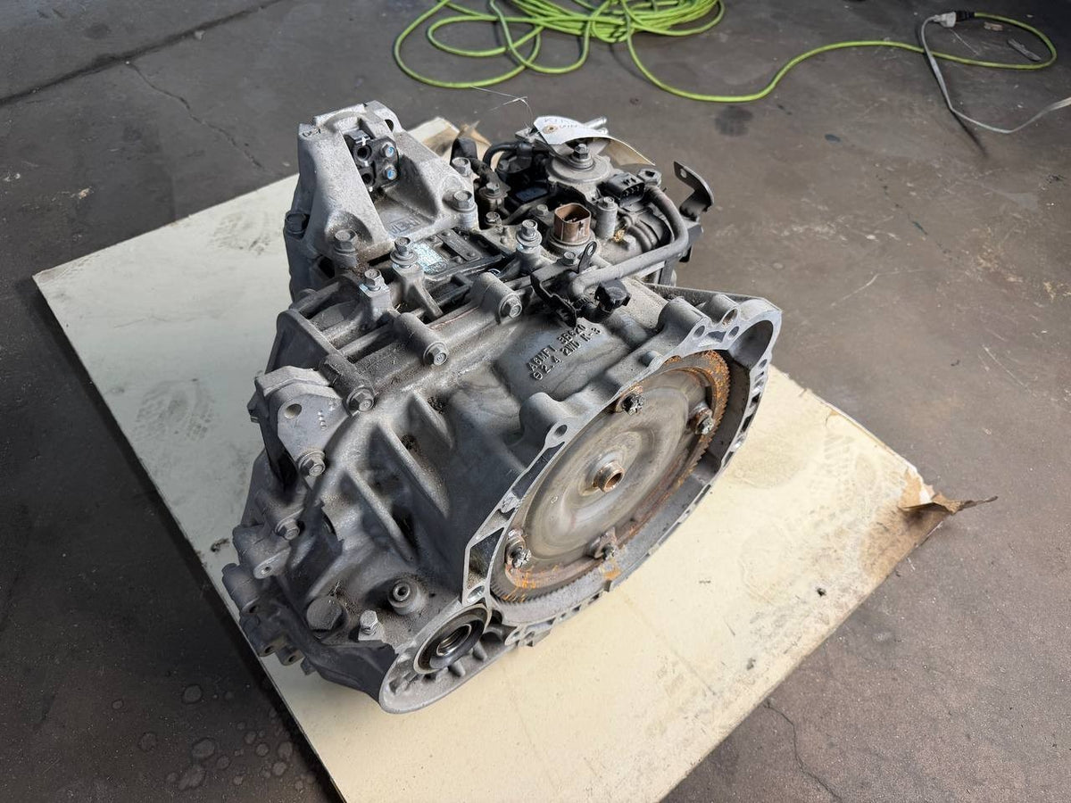 2015 Kia Sportage Automatic Transmission Assembly KNDPB3AC8 OEM Used