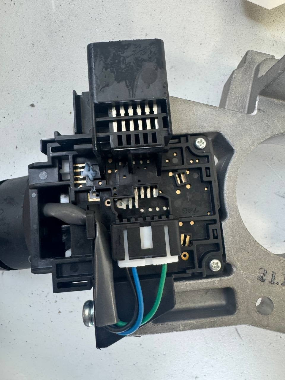 2022 Hino L6 Steering Column Switch Assembly OEM Used