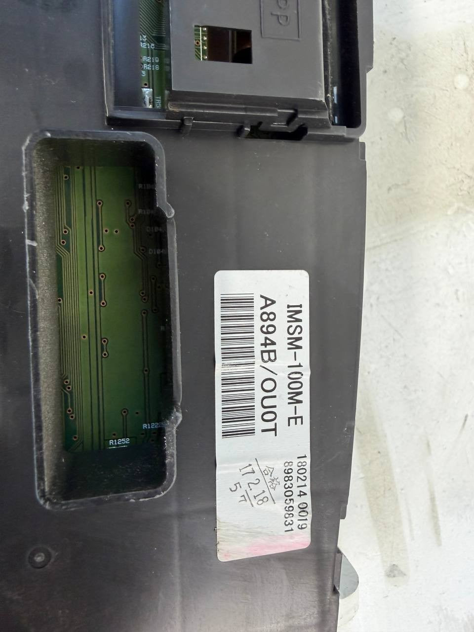 Isuzu NPR XD Instrument Cluster Gauge Cluster IMSM-100M-E OEM Used