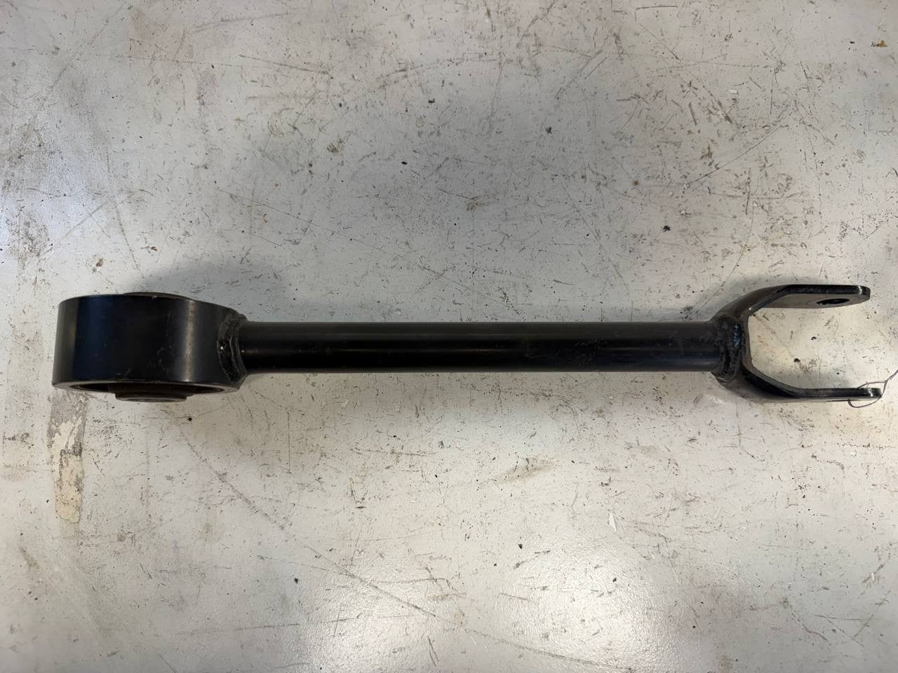 2017 Nissan Murano Rear Right Suspension Lateral Control Arm OEM Used