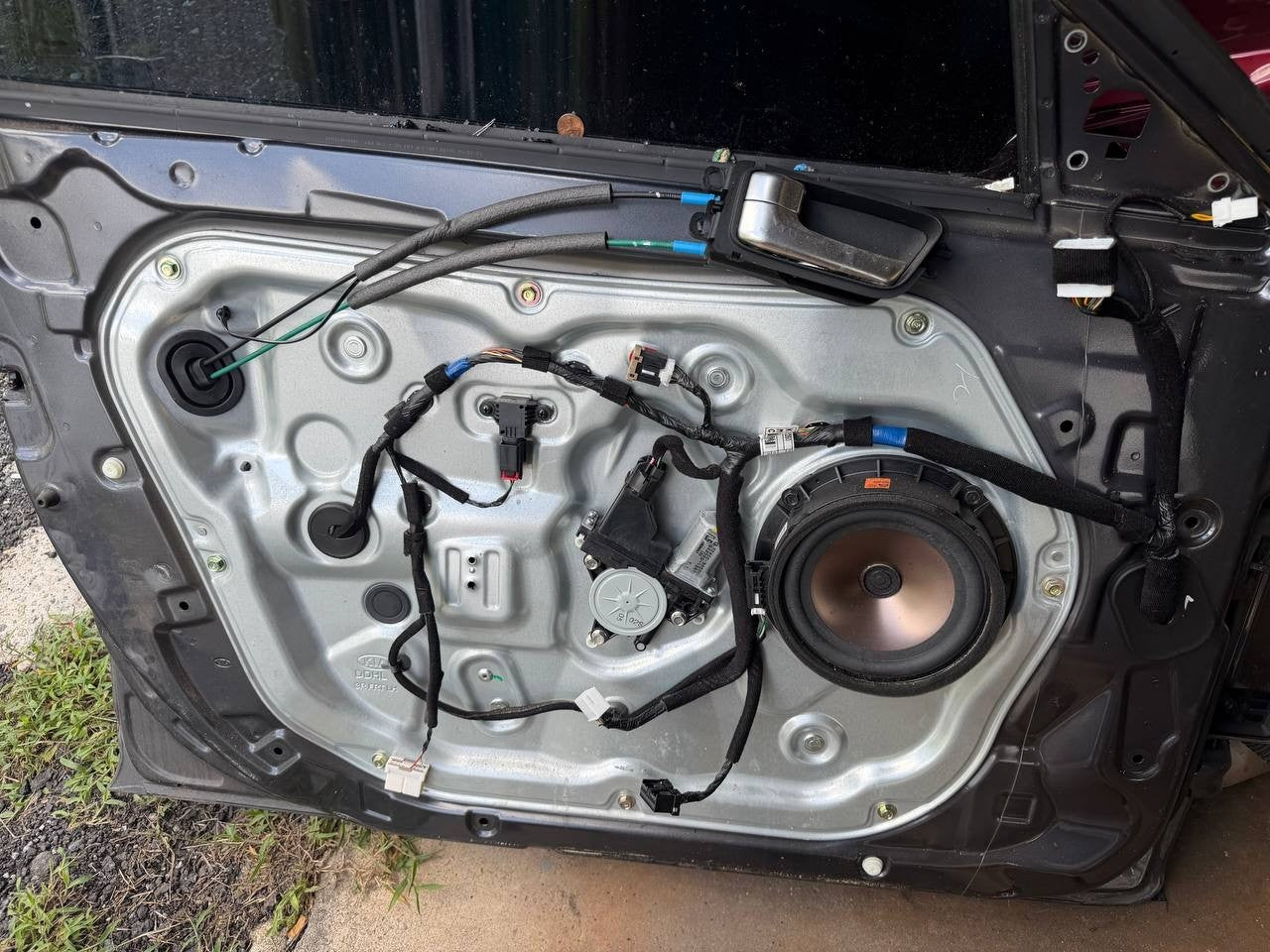 2015 Kia Cadenza Driver Side Front Door LH OEM Used