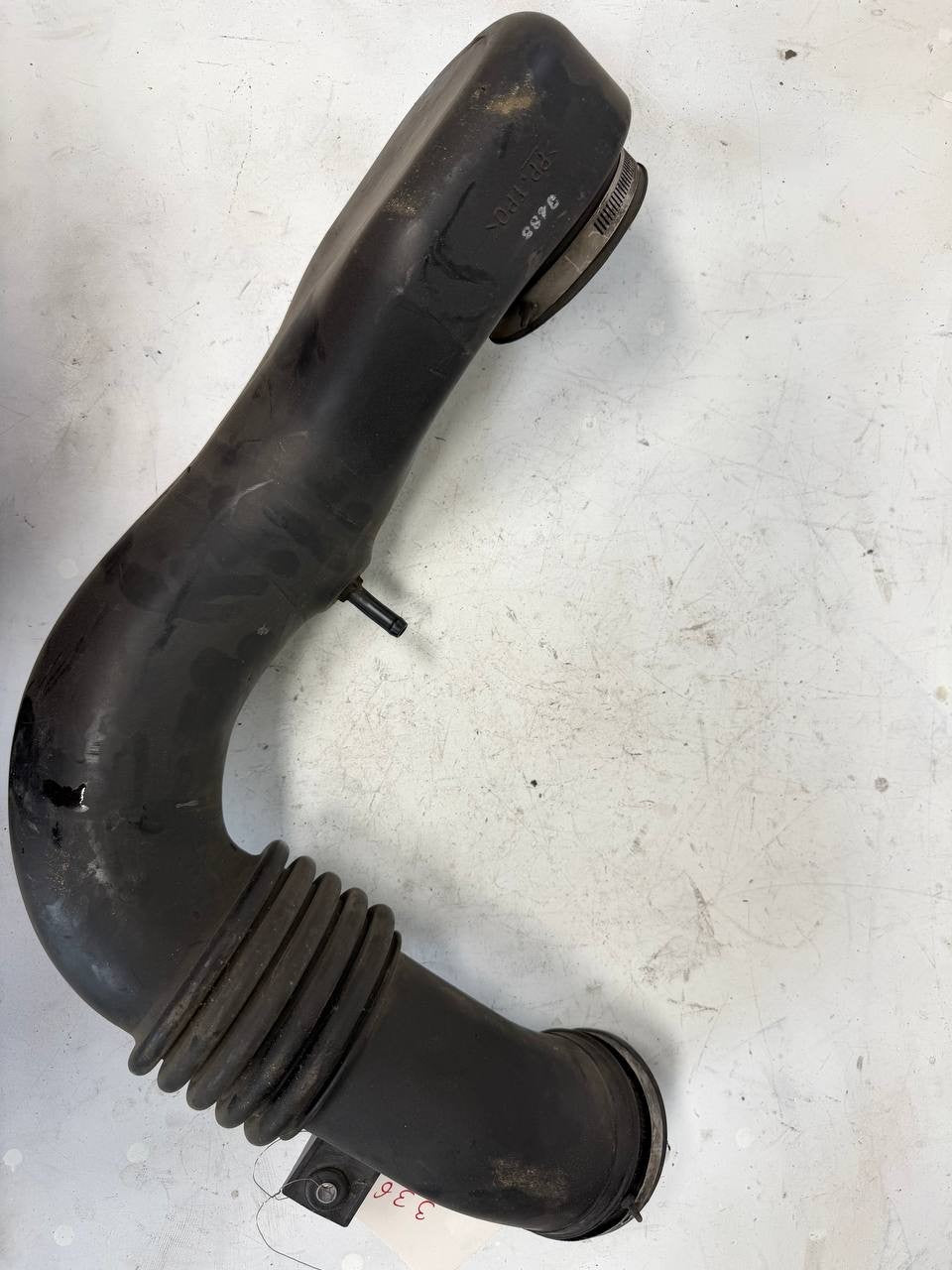 Isuzu NPR NQR NRR Intake Air Duct Hose Air Intake Pipe OEM Used