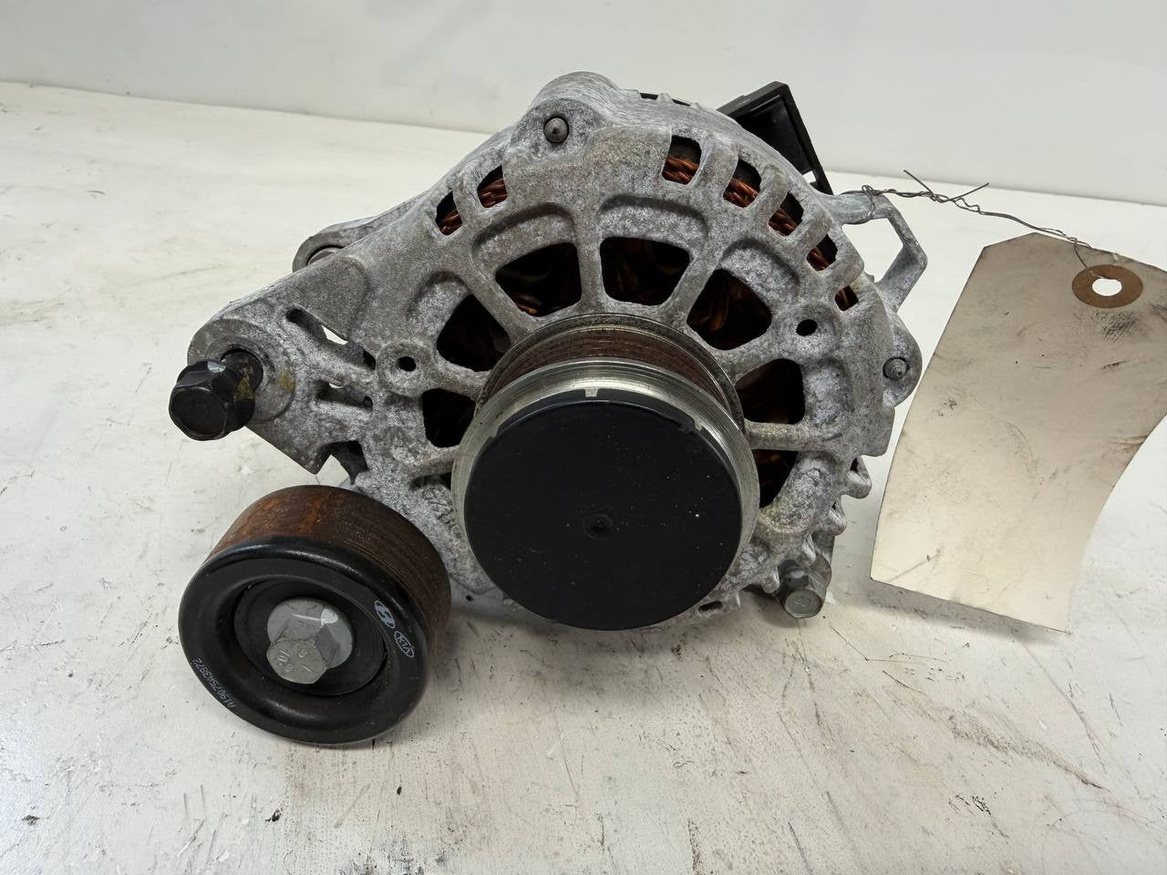 2019 Kia Forte Alternator Generator 373002E721 OEM Used
