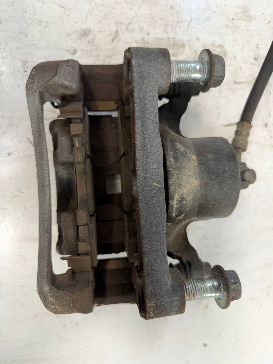 2020 - 2026 Kia Sorento Front Left Brake Caliper OEM Used