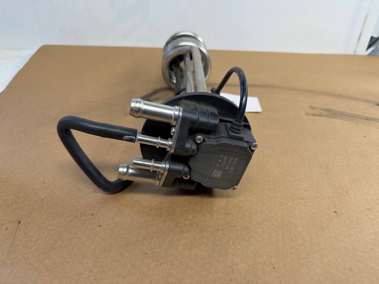 2021-2024 Hino DEF Tank Level Sensor Header Assembly SG400-EW010 OEM