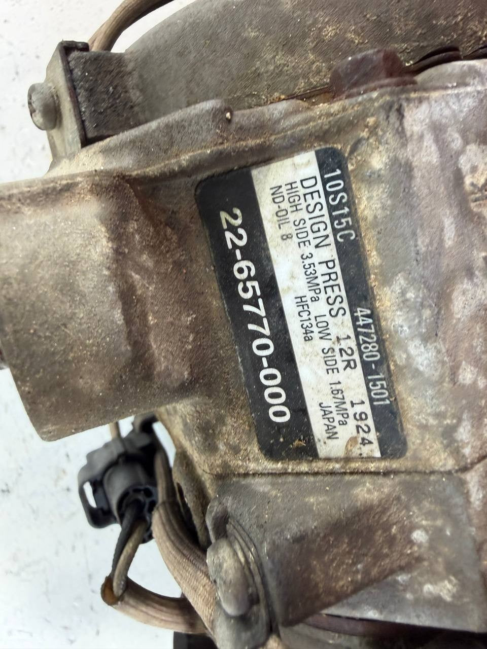 2015 Freightliner A/C Compressor 22-65770-000 OEM Used