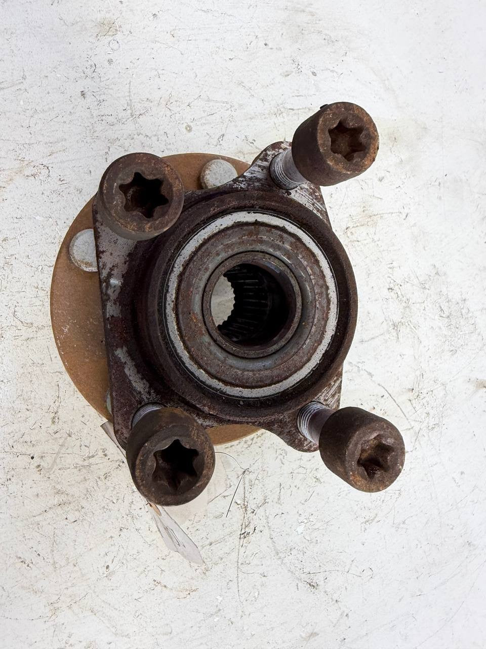 2014 Mazda Cx-9 Wheel Hub Bearing Assembly OEM Used