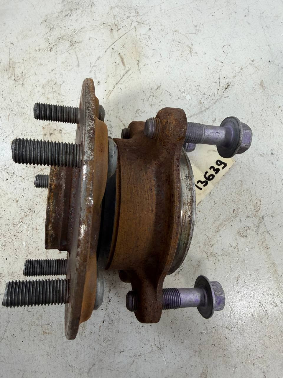 2019 Toyota Camry Wheel Hub Bearing Assembly OEM Used