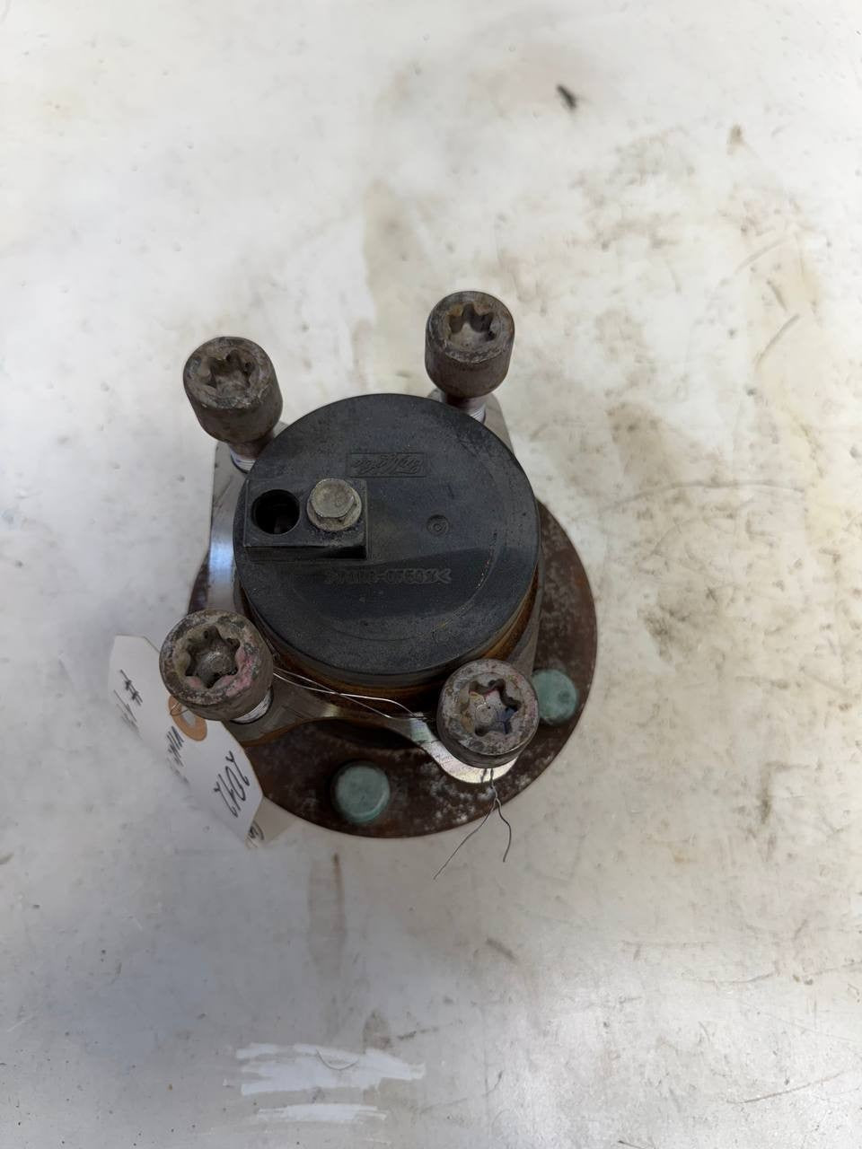 2012 Mazda Cx-9 Rear Left / Right Wheel Hub Bearing Assembly OEM Used